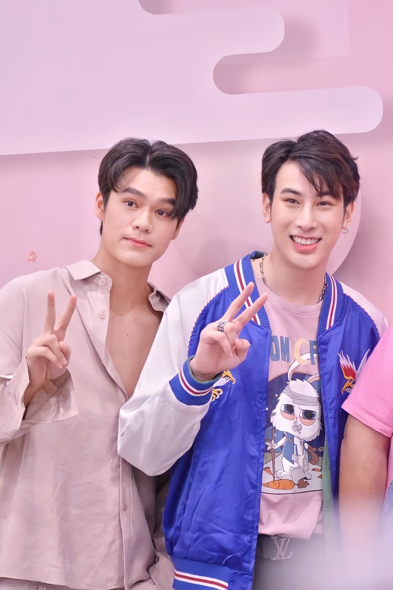 JETGallery_'s tweet photo. 👉เดือนสุดท้ายของปี 
เธอคนดีก็ยังน่ารักเหมือนเดิม🧸❤️🧸
 
Photo 📸 by p'Toffy

@jet_bundit 
@jame_kasama 
#jet_bundit 
#jamekasama 
#เจ็ทแลค
#เจมส์เจ็ท https://t.co/gQirzKfRfi