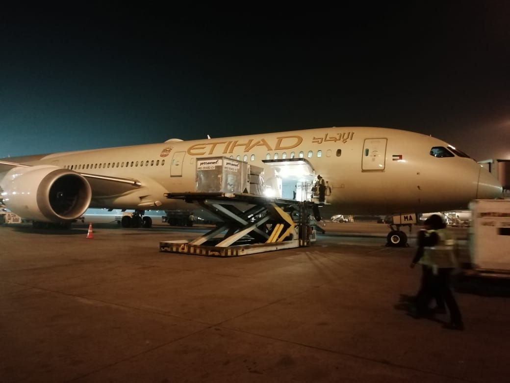 BirdGrp's tweet photo. Svāgata chē Etihad Airways!
GSEC Bird Airport Services #BirdGSEC welcomes #EtihadAirways at #AMDAirport. We thank all stakeholders for a smooth ground handling cut-over on 15th December'21.
#Ahmedabad #SVPI #AdaniAirports #groundhandling #birdgroup https://t.co/VcubWxKHKH