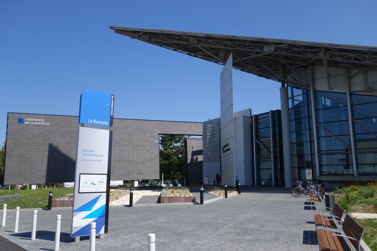 NewsEyeEU's tweet photo. Today's article in our final @NewsEyeEU blog series focuses on the participation of @UnivLaRochelle.  As the coordinator of the project, ULR produced state-of-the-art results and developed the NewsEye platform. → https://t.co/Rx1hgd5ndD Photo credit: Axellectrunivlr @WikiCommons https://t.co/ZdlMeW1P1N