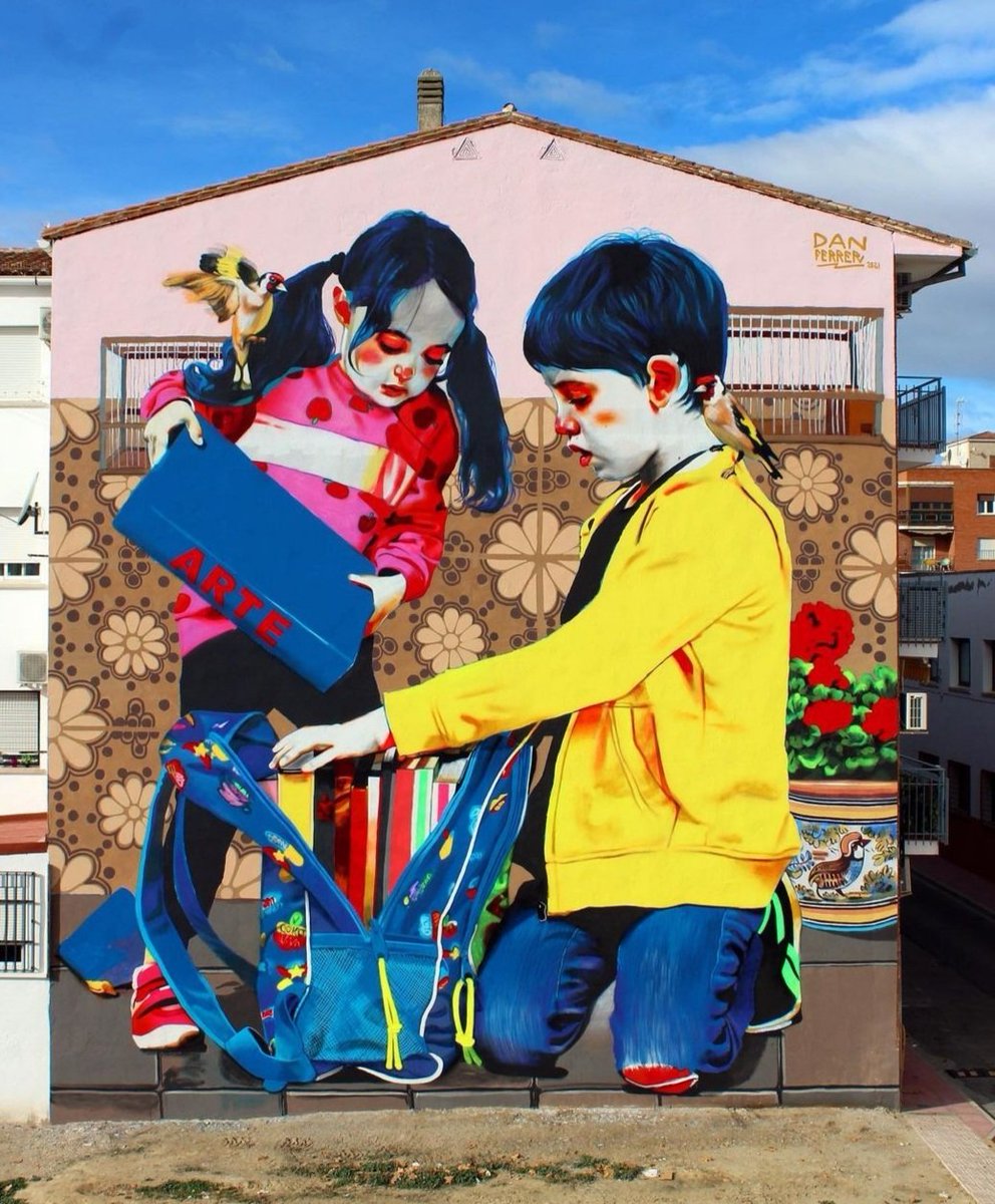 MolinaStreetArt's tweet photo. Art by Spanish Dan Ferrer for MAP 2021 in Torrijos, Spain #danferrer #map2021 #torrijos #toledostreetart #streetart #lamolinastreetart 📷 via artist https://t.co/X9CsAKRCzR https://t.co/9B7t5O5WeP