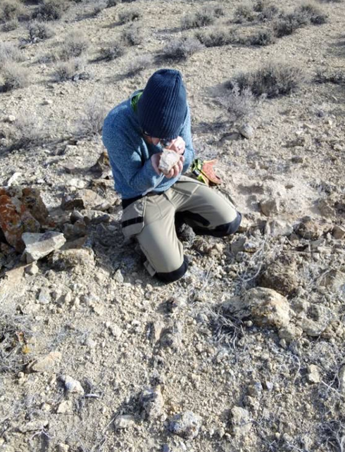 mining_great's tweet photo. At Trafalgar Hill, Dr James Blight (Exploration Manager) &amp; Jack Davies (Senior Geologist) review the terrain. This visit follows a successful drilling campaign in 2021 with further drilling planned for 2022.

https://t.co/v8B1FCLh2j

#Gold #Silver #Copper #Nevada #Mining #GWMO https://t.co/bfQaryp2HX