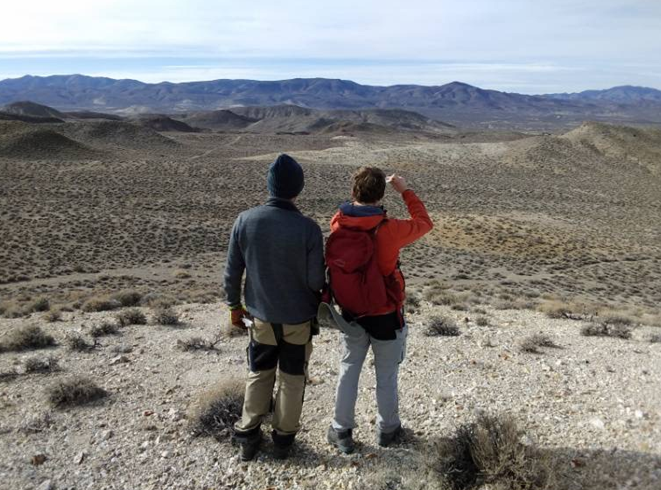 mining_great's tweet photo. At Trafalgar Hill, Dr James Blight (Exploration Manager) &amp; Jack Davies (Senior Geologist) review the terrain. This visit follows a successful drilling campaign in 2021 with further drilling planned for 2022.

https://t.co/v8B1FCLh2j

#Gold #Silver #Copper #Nevada #Mining #GWMO https://t.co/bfQaryp2HX