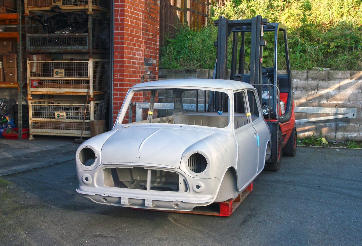 minisportltd's tweet photo. New Year... Time for a new project? 🤔🤩
https://t.co/mMCI9aIa6q
Don't forget, we're closed tomorrow for Bank Holiday - but we re-open 9am on Tuesday! 🥳
#Mini #MiniSport #MiniSpecialist #ClassicMini #BodyShell #NewYear #MiniBuild #ClassicMini https://t.co/AAv2FmaRIP