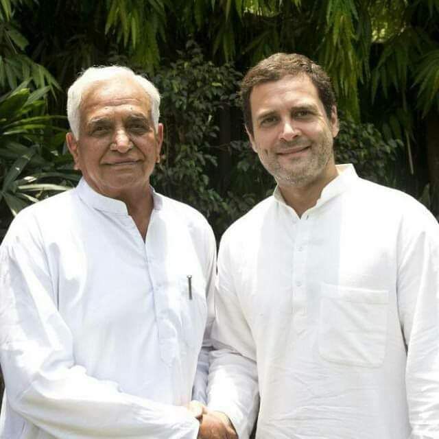 वरिष्ठ कांग्रेस नेता व नसीराबाद के पूर्व विधायक रामनारायण गुर्जर बाऊ जी को जन्मदिन की हार्दिक बधाई एवं शुभकामनाएँ। 
मैं ईश्वर से आपके उत्तम स्वास्थ्य एवं दीर्घायु जीवन की कामना करता हूँ।