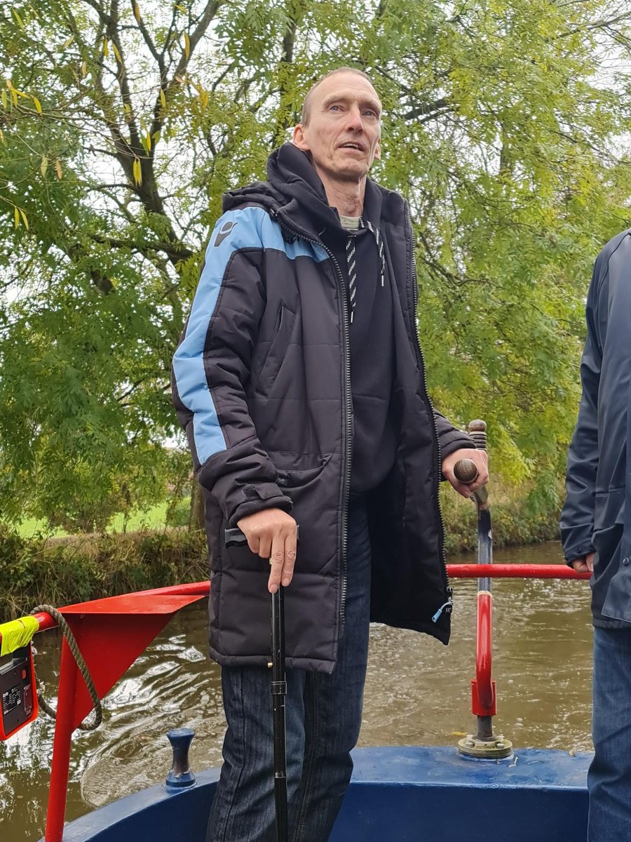 Today we would like to share with you a story from when service users were able to enjoy a relaxing afternoon out on the canal in the Autumn🍂“The trip was very relaxing and calming after the past 18 months, it was great to interact with people."
Read on👉primrosehospice.org/news/a-trip-ou…
