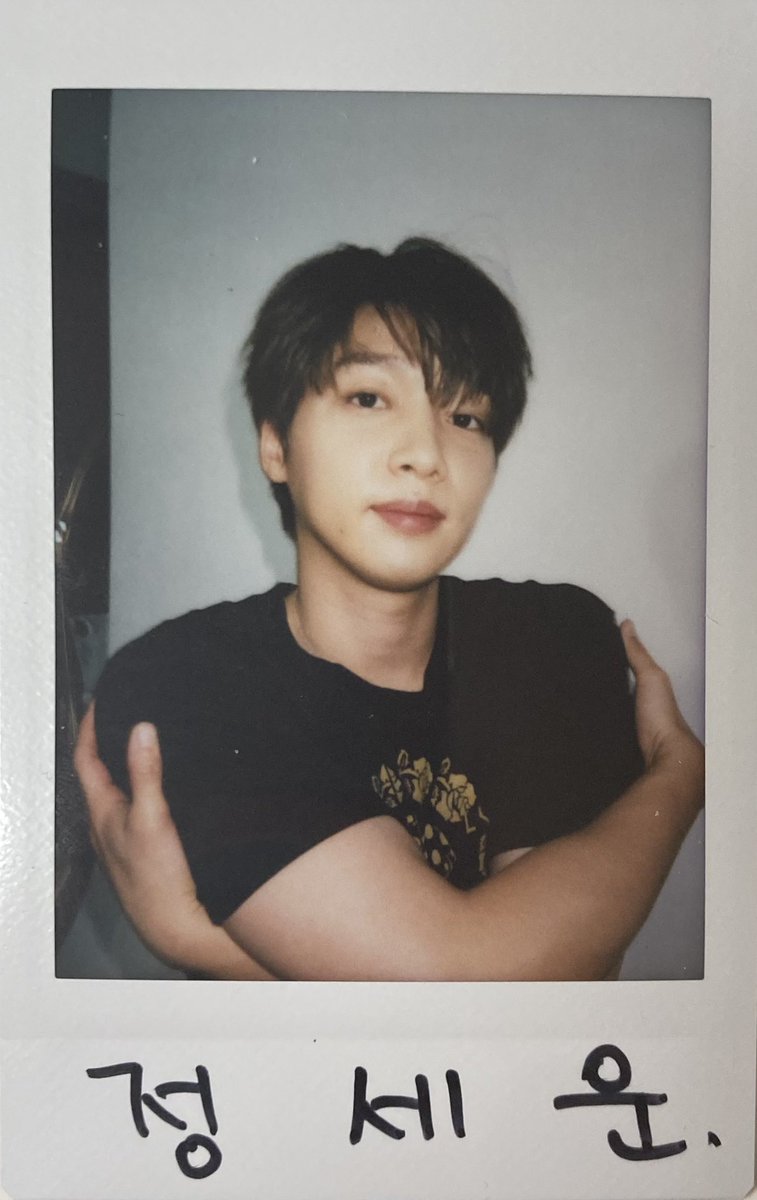iamlucky531's tweet photo. 노블레스맨 당첨 폴라☆ #정세운 

이분 팔뚝이 얼굴 만해요・・・ https://t.co/dhRHnTKrsQ