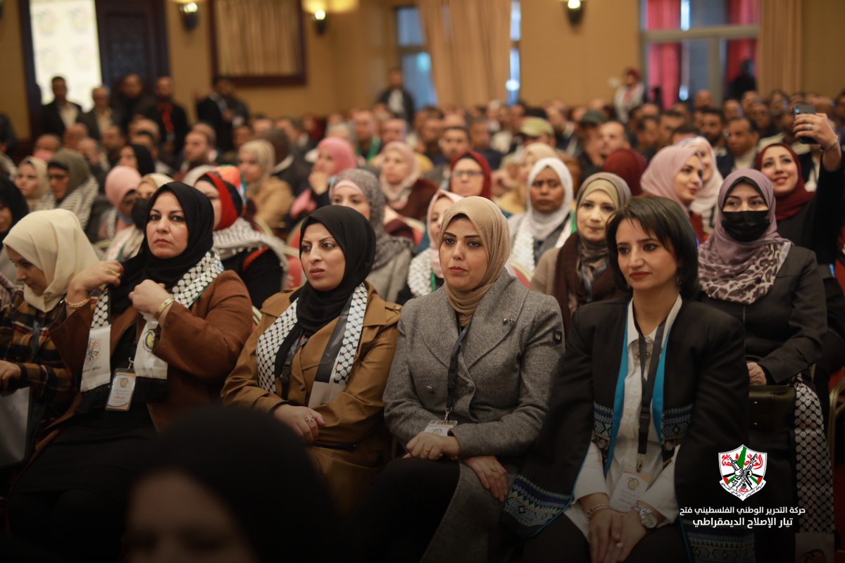 يضع تيار الإصلاح الديمقراطي اللبنات الأولى في البناء الديمقراطي، من خلال انتخاباتٍ شفافة، من أجل منح الكل الفتحاوي الحق في مشاركة الفعل والقرار. #الديمقراطية_طريقنا_للمستقبل #تيار_الإصلاح_حركة_فتح #democracy_our_way