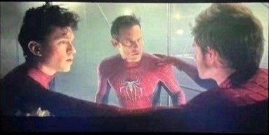 HeroKickass1's tweet photo. Tuve Fe!! Tobey Maguire regreso a ponerse el Traje El Spiderman de mi infancia!!..

Estoy llorando. El Spiderverse Ya es Real

#Spiderverse #SpiderManNoWayHome #NoWayHome https://t.co/aFWyc3v70h