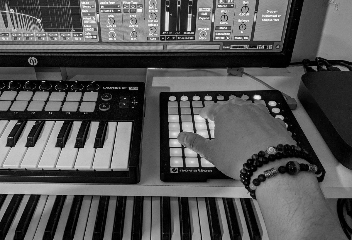 Da_Fresh's tweet image. Hands on control 🖐️🎛️ #ableton #novation #launchpadmini