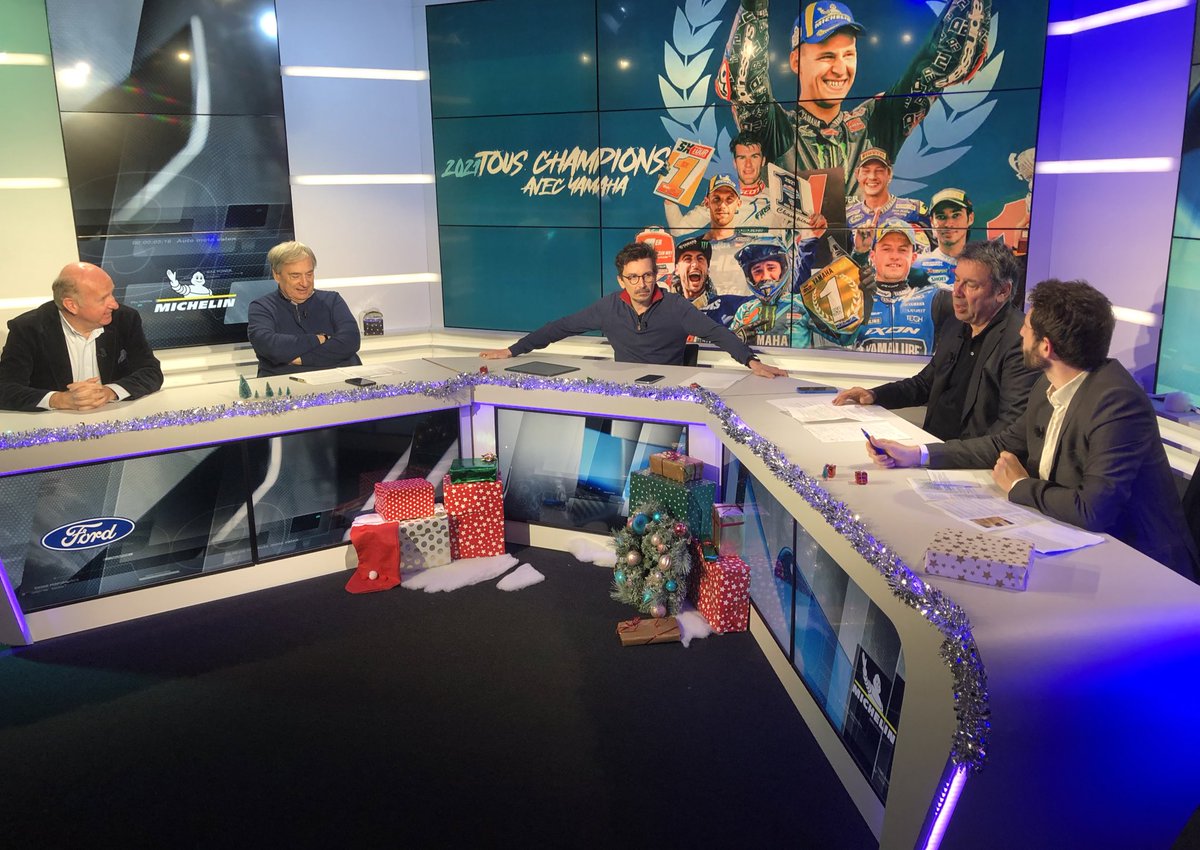 On commence la journée avec <a href="/RacingStream_TV/">Racing Stream</a> 🏎

On reçoit Éric de Seynes, PDG de <a href="/YamahaMotorEU/">Yamaha Motor Europe</a> et on va revenir sur le dénouement du duel Verstappen - Hamilton 🤯 <a href="/FordFrance/">Ford France</a> @michelin 

👉🏻 twitch.tv/lestream