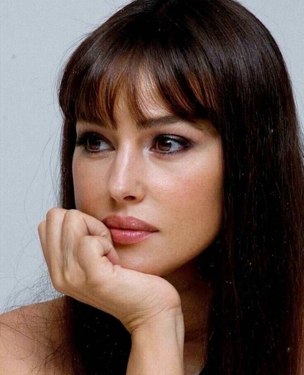 pasanchezmatas's tweet photo. Lo #Bello, para serlo, no necesita de elogios: se basta a sí mismo.
#MarcoAurelio
#SiempreAdelante
#PensamientosPositivos
#SomosFuertes
#SomosCapaces
#MonicaBellucci
#ProhibidoRendirse
#FelizMiércoles 🤗
#PASM2021 https://t.co/KPdGRzxVFt