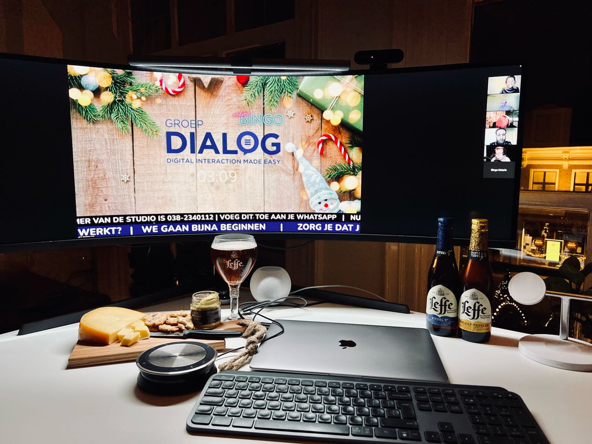 This picture passed in my camera roll and what a fun time we had with @DialogGroep and our online #bingo. Appetizers received via the mail, so we had the feeling that we had drinks together.