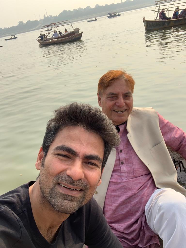 MohammadKaif's tweet photo. Ghaat ghaat ka paani piya hai but there's no place like this ghaat. Sangam, smiles, sunshine and father saab. #prayagraj https://t.co/VlVBh0oTuw