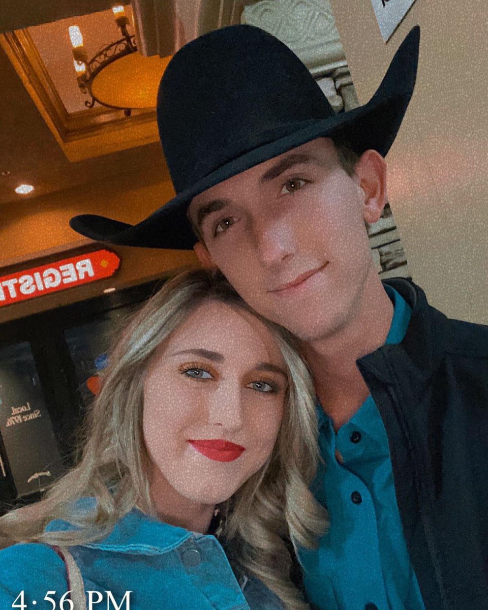 lexirayy8's tweet photo. vegas was lit, but my fav part was this jacket $100 and the back is pimp as shit;) https://t.co/Vtrwo3wUSu