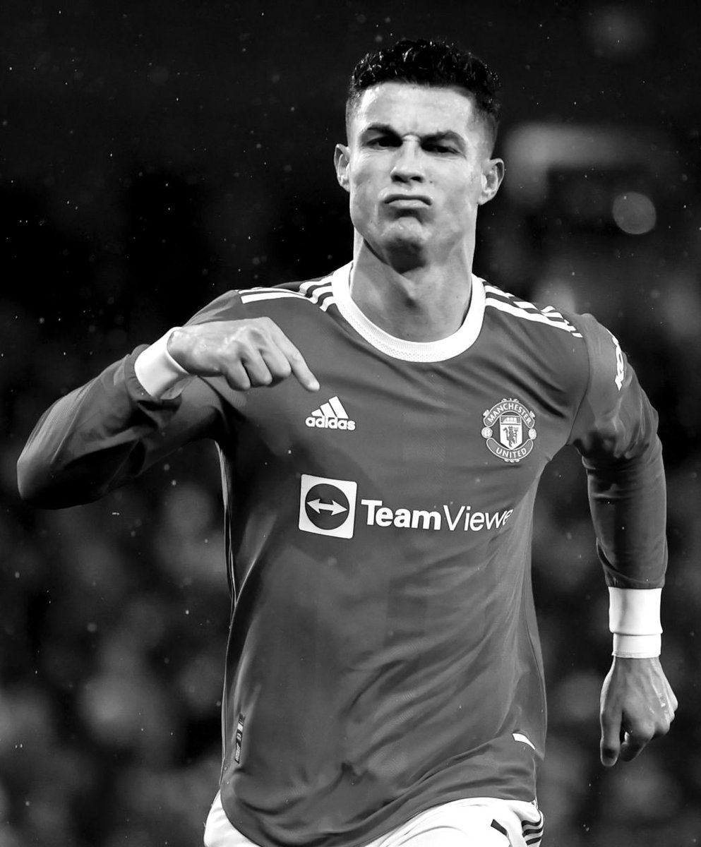 Ari17ii's tweet photo. 🗣️ I smile through the pain because I know I'm gonna get back the happiness at all costs.

Cristiano Ronaldo 🐐
#UCL #Ronaldo #CristianoRonaldo #Cristiano #cristiano @Cristiano #GOAT #PremierLeague https://t.co/TPytbGx3I2