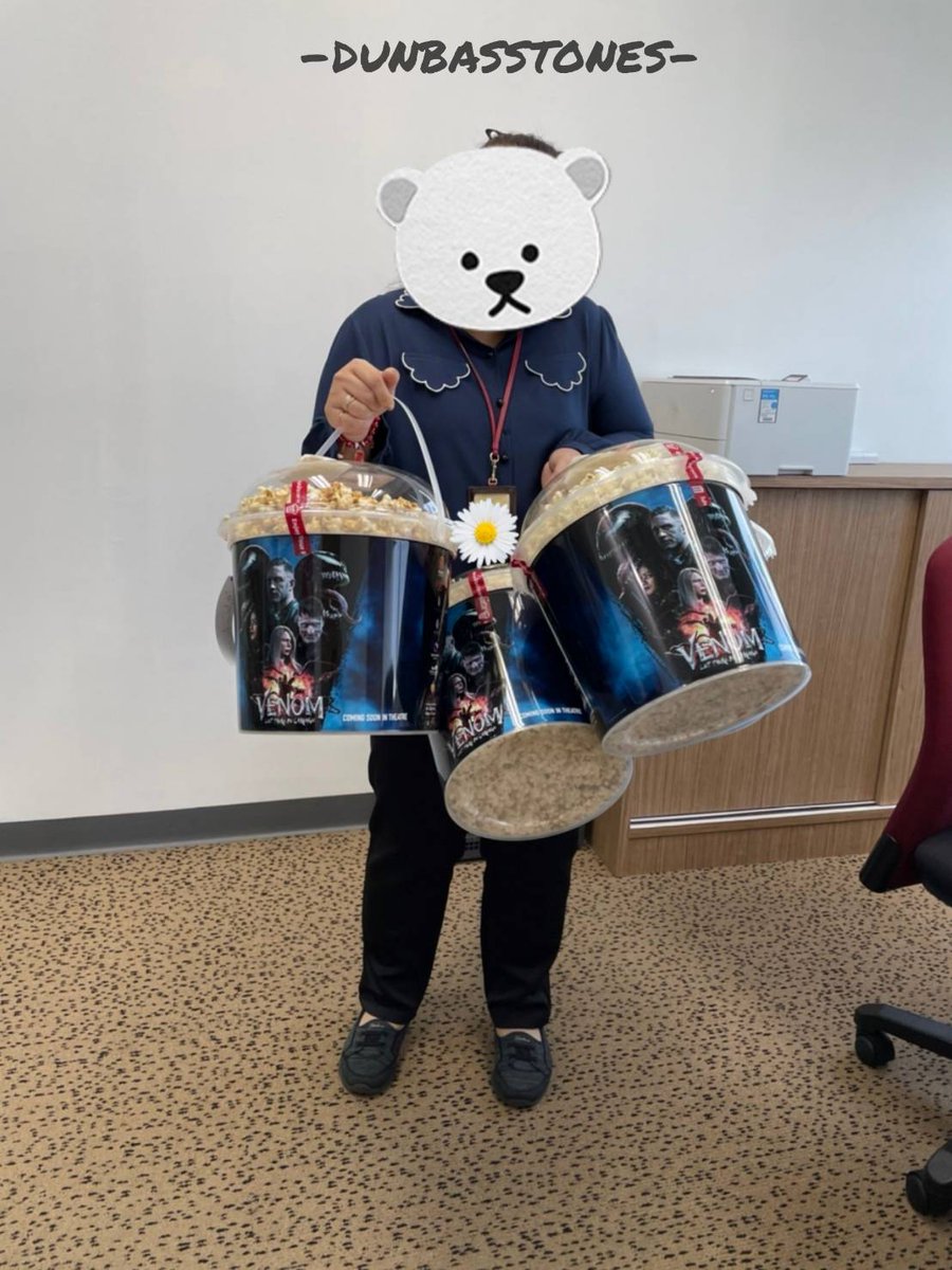 DB___ST's tweet photo. ถังใหญ่ จุกๆกันไปเยยยยยย 🍿🍿🍿
#DunBasStonesDelivery
#GenYss2Q19 #ดุลบาส
#dunromch #บาสเด็กอ้วนที่แท้จริง
#DunBasStones https://t.co/3n16i7J4B6