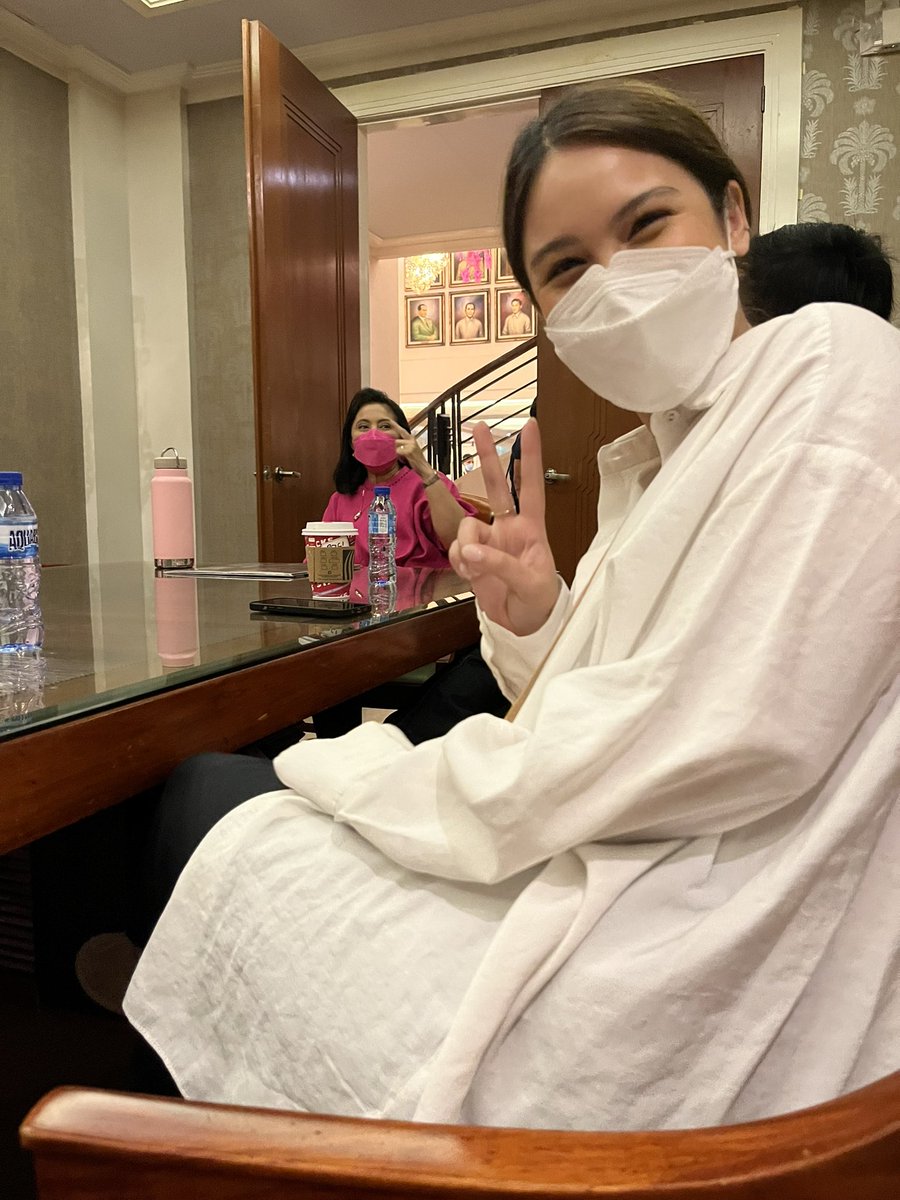leilaalcasid's tweet photo. So wonderful to meet Madame VP this morning 💕🌸💖🎀🌷💓 She is light she is hope!!!!! #KakamPinkSa2022 #LeniforPresident2022 #LeniKiko2022 https://t.co/pGafSN38V1
