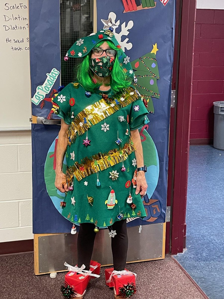 acfreeman7's tweet photo. Great ideas for our Rawlinson Character Theme Day!
@NISDRawlinson 
@NISDMSScience 
@NISD 
@NISDSpecialEd https://t.co/qbhjYd9Af0