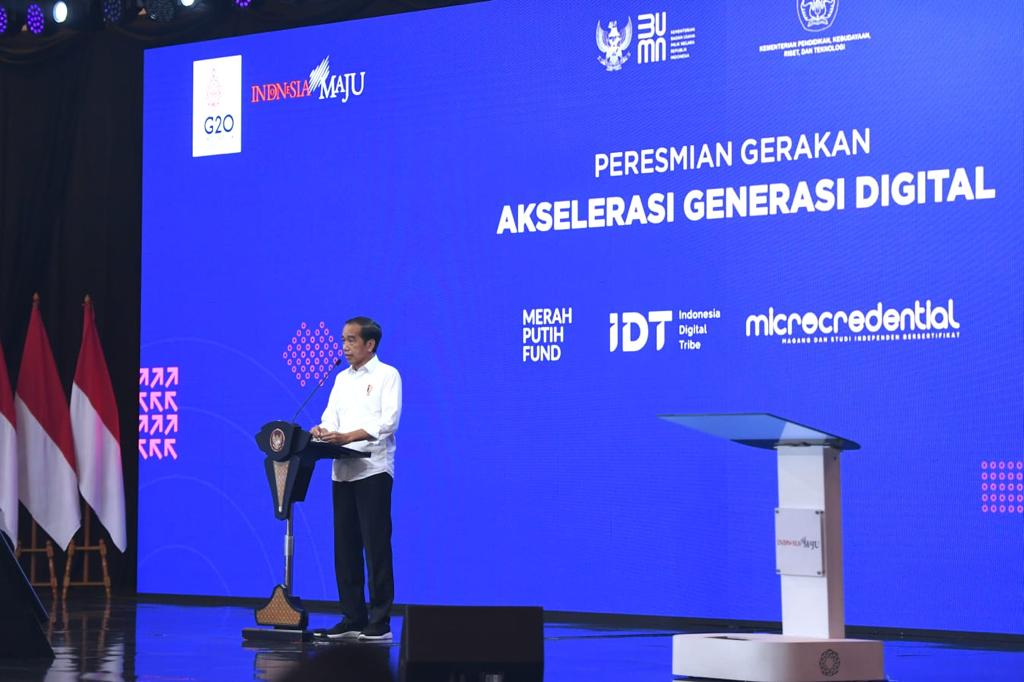 Indonesia memiliki potensi pasar digital yang besar dan terus berkembang. Sektor logistik, konsumen baru digital, transaksi e-money, semuanya naik. 

Kita perlu ambil kesempatan di tengah kemajuan digital dunia melalui ekosistem digital. Jangan yang mengambil nanti orang lain.