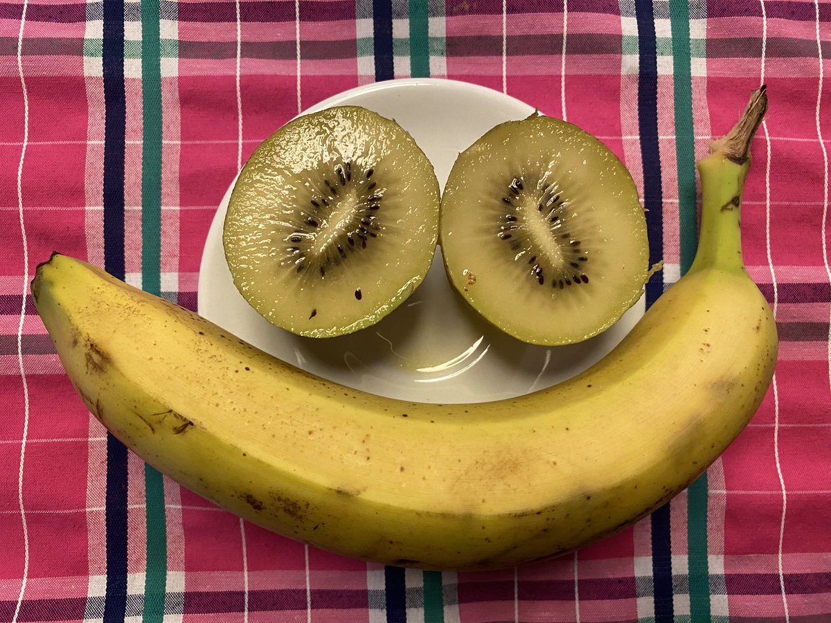 settantatre13's tweet photo. Focalizzatevi sul sorriso, non sul tipo di colazione!
#eversmiling https://t.co/z58StP1Wub