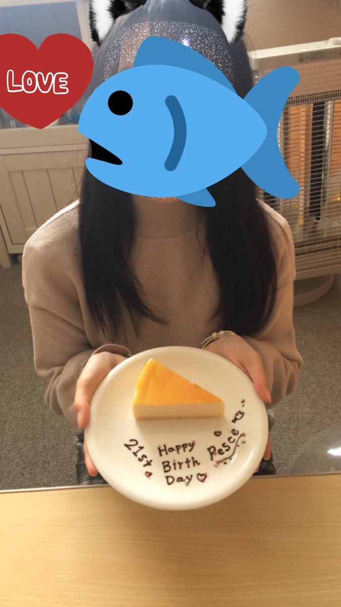 cherry1028_diet's tweet photo. 友達の誕生日祝った！
お家でご飯作ったりケーキあげたり(？)しただけだけど楽しめた！ https://t.co/QJOMwmNnFI