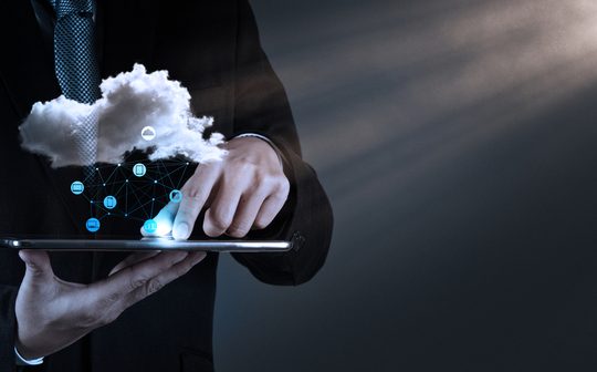 CHIEFITme's tweet image. Cloud infrastructure services expenditure in mainland China grew 43% year on year in Q3 2021 to reach US$7.2 billion... Read more at: ed.gr/dslsu

@Canalys #China #Cloud_infrastructure #digitaltransformation #Alibaba #Huawei #Tencent #Baidu #MicrosoftAzure #AWS