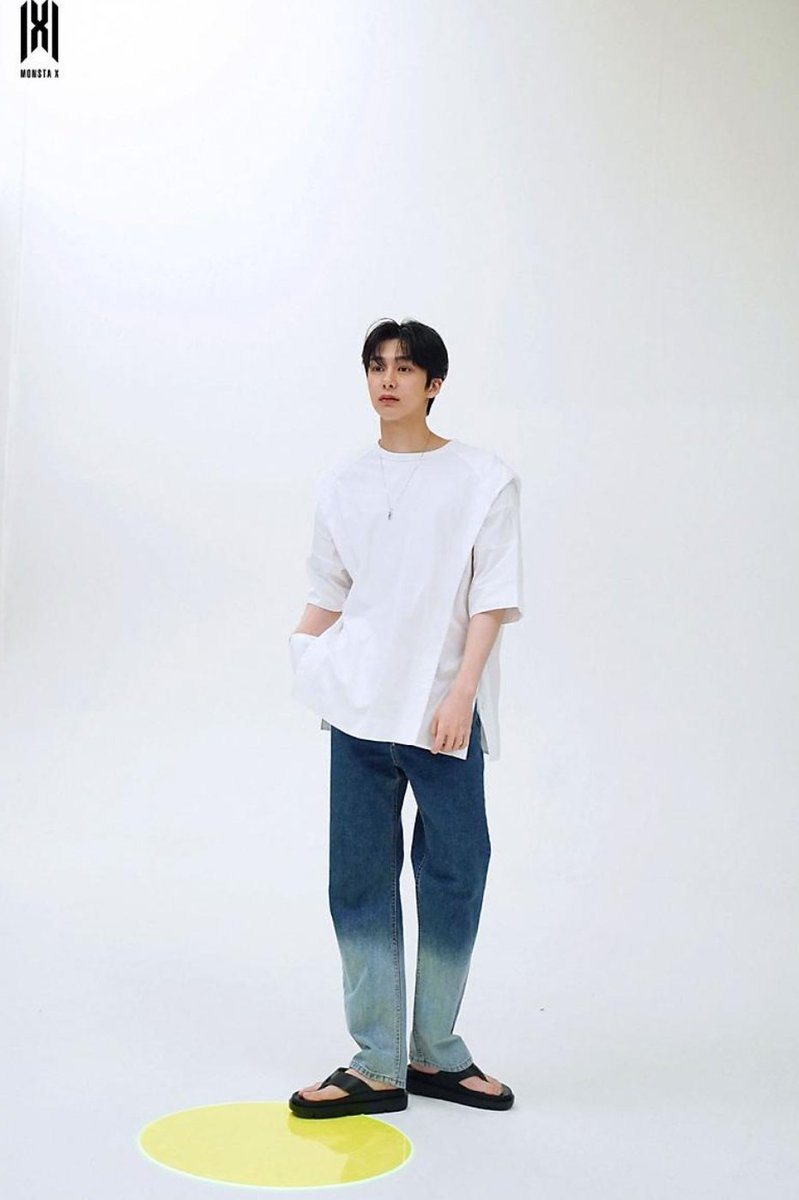 MXMONBEBEISRAEL's tweet photo. @OfficialMonstaX You're so handsome๐ค๐๐ค๐ฅ
#MONSTAX #HYUNGWON #Wellage
#StarshipPost
@OfficialMonstaX
@WELLAGEofficial https://t.co/vFcFtAS50q