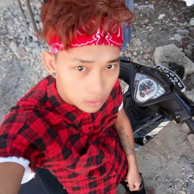LinYar8's tweet photo. အိပ်ရေးပျက် မျက်တွင်းတွေကျ https://t.co/bfJ59OpWUt