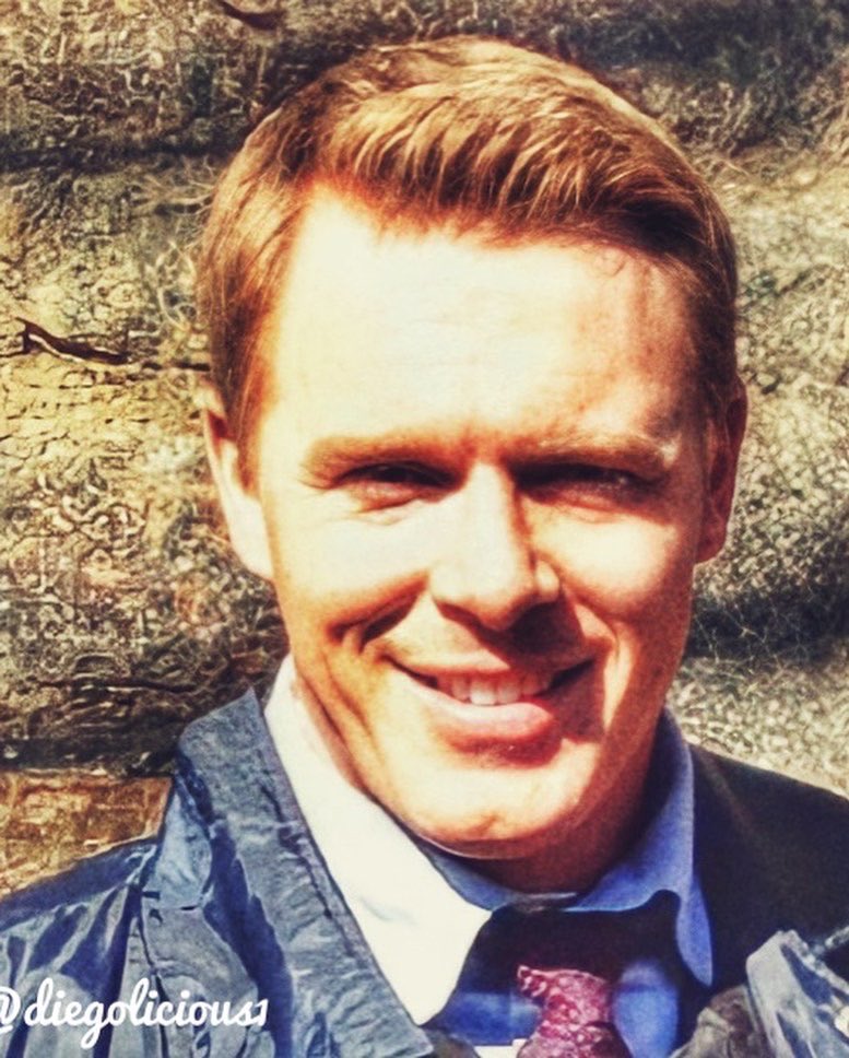 RyanLewis91's tweet photo. Happy #DiegoWednesday 🤗
#RenewBlacklistS10
@DKlattenhoff @NBCBlacklist @nbc @SPTV @SonyPictures #season10 #theblacklist #agentressler #donaldressler #diegolicious https://t.co/yOdkPVVFQd