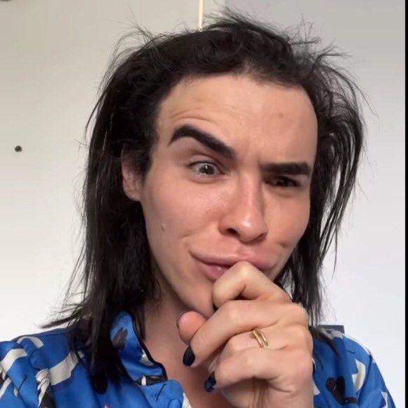 liluczx's tweet photo. Olá 2022 pqp falta 2 semanas pra 2022

esse quebra cabeça tá mto confuso… https://t.co/ihyLh6ni5L