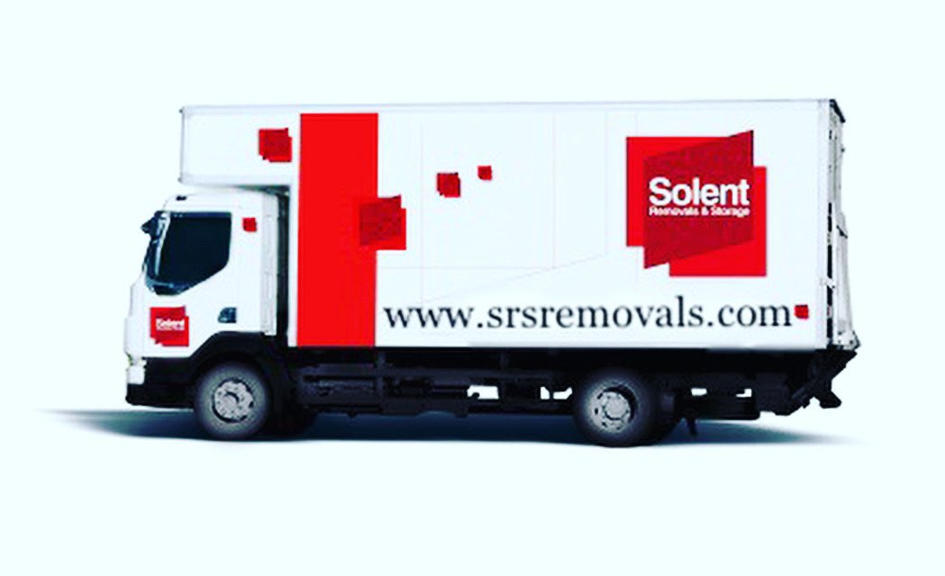 RemovalsMoves's tweet photo. Looking to move before #Christmas? For professional #removals and #storage in #Southampton call our team today ☎️ 07882 817084.

SRS Removals is a leading local provider of stress-free moving. We offer tailored removals, a #FREE quote &amp; #Packaging options! 🎁🏡🚚🎄🎅 https://t.co/LVRS30KES1