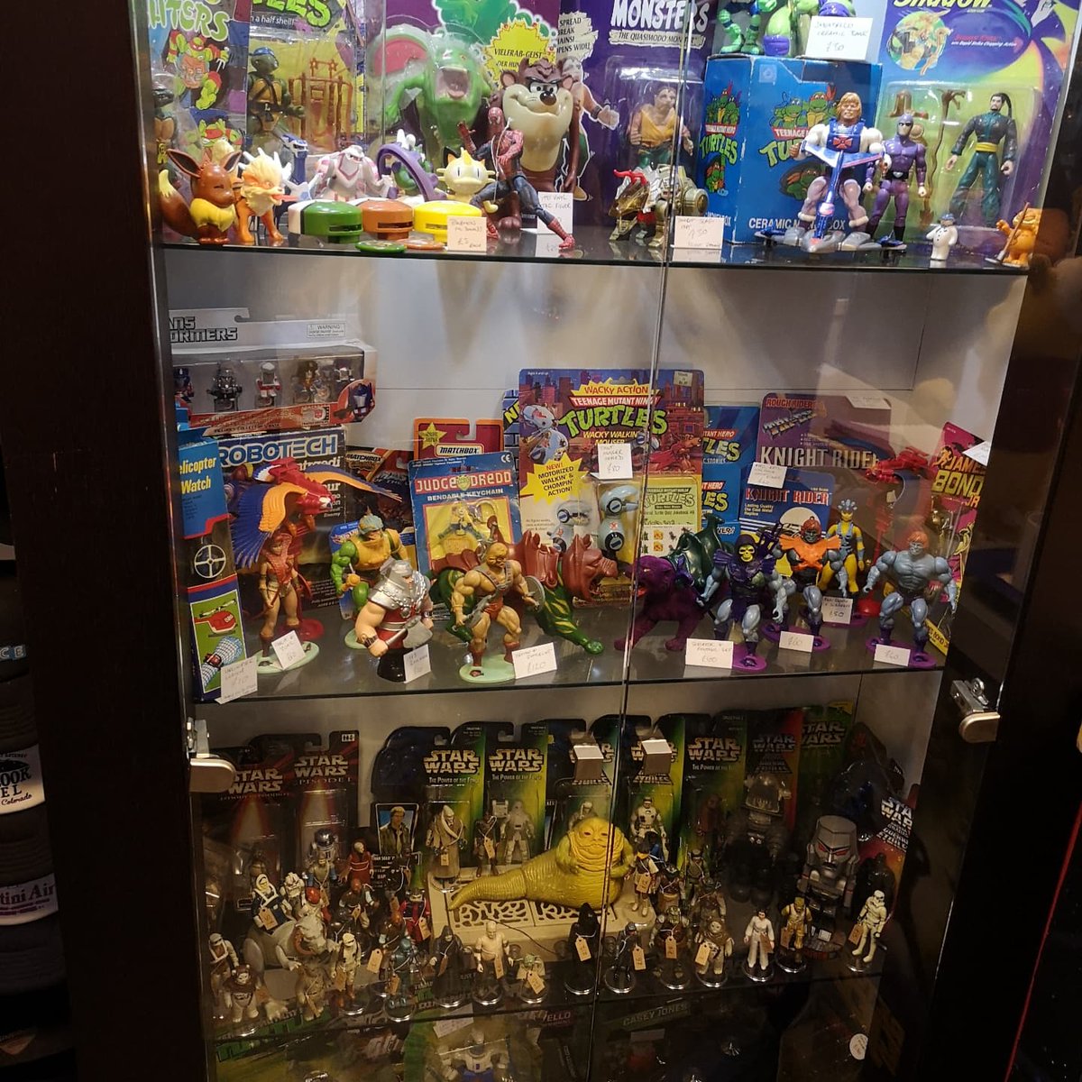 Cheesy Xmas Jumpers tweet media