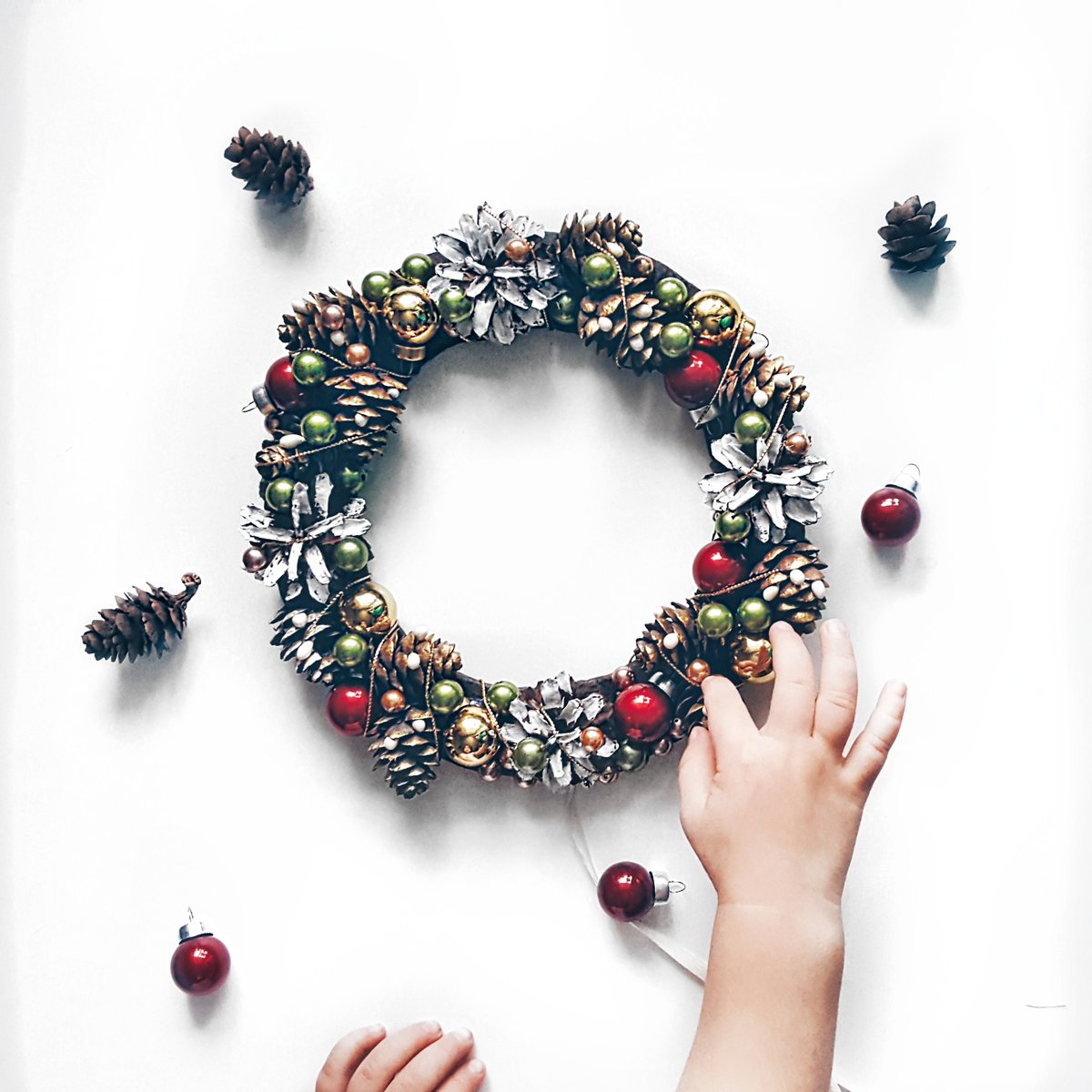 WellbeingOz's tweet photo. Day 1 of our 10 days of Gratitude

Take time today/tonight to reflect on who you are most grateful to have had by your side this year, and maybe even let them know your gratitude! 💛

#together #support #family #friends #wellbeing #australia #wellbeingaustralia https://t.co/cyPYmSNjUt