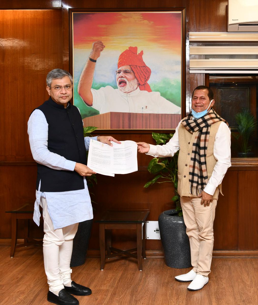 achyuta_samanta's tweet photo. Submitted follow-up letter for expediting railway projects in Kandhamal Parliamentary Constituency (KPC) and a thank you note for 4G cover in 1094 villages of KPC to 
Shri @AshwiniVaishnaw Ji
Hon’ble Minister of Railways &amp; Communication, Electronics and IT, GoI.
@RailMinIndia https://t.co/Bp3uvdUdDQ