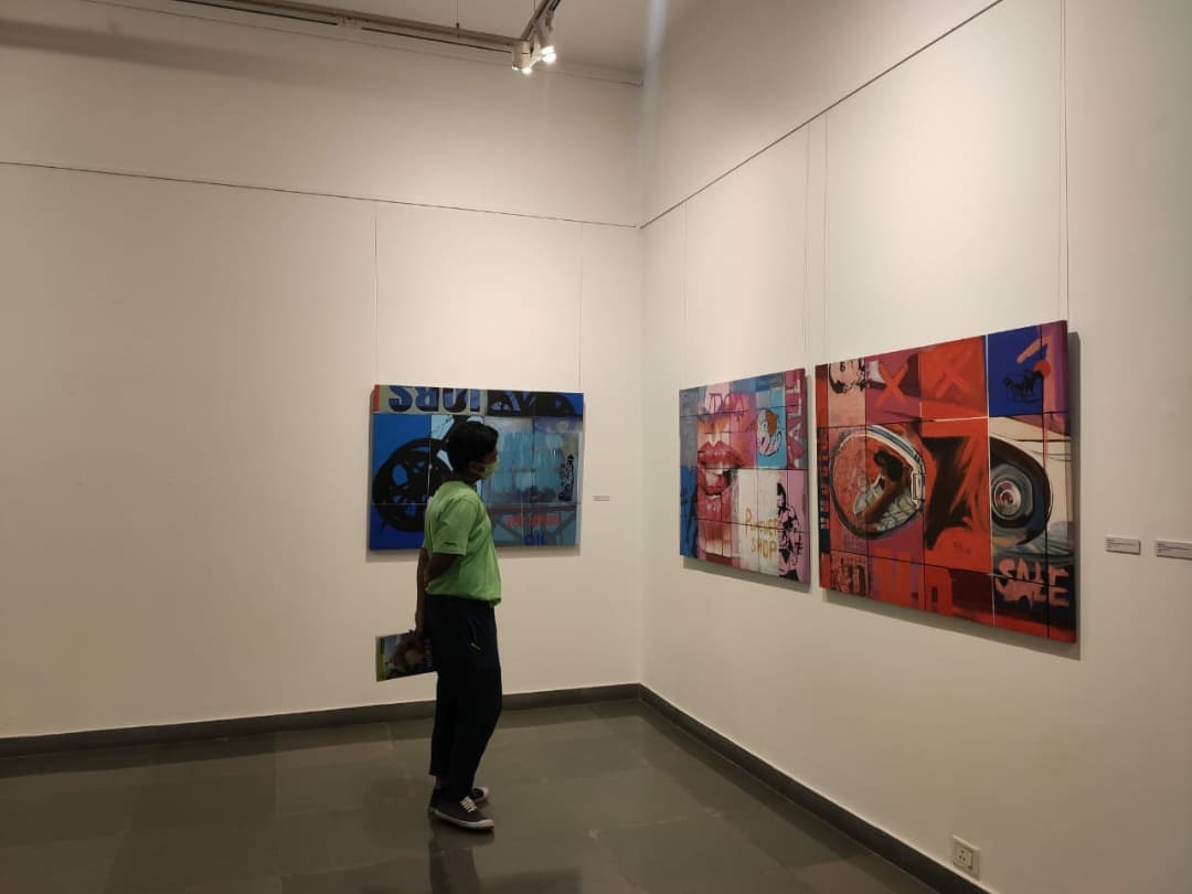parikrma's tweet photo. Our art club students recently had the opportunity to visit and watch the artworks of renowned artist Ravikumar Kashi at Gallery Sumukha
#outofclasslearning 
#art https://t.co/IYAk6IxKPq