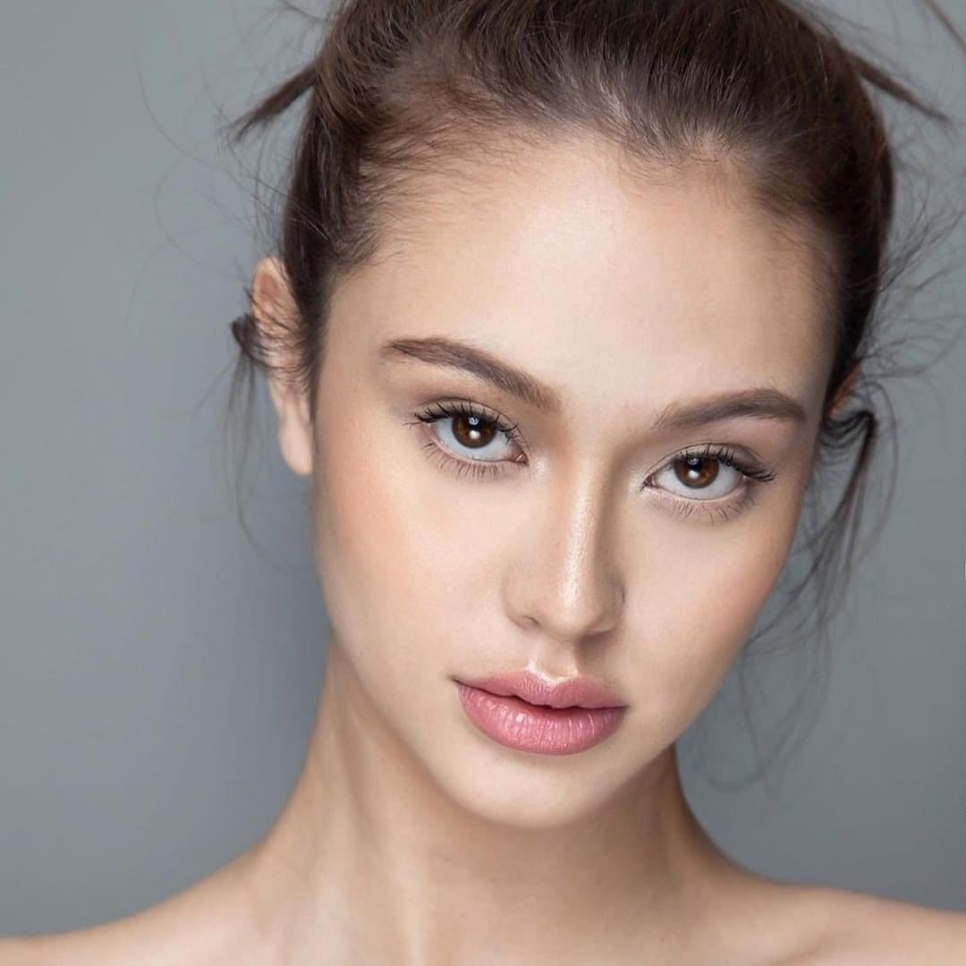 JanjiraChomboon's tweet photo. Road To Miss universe Thailand 2022 น้องเป๊ปเปอร์ ลูกครึ่งไทย-อเมริกา สวยแบบตะโกนมากกก ส๊วยยยยยย #missuniverse #MissUniverseThailand2022 https://t.co/Yz0PGLEnOl