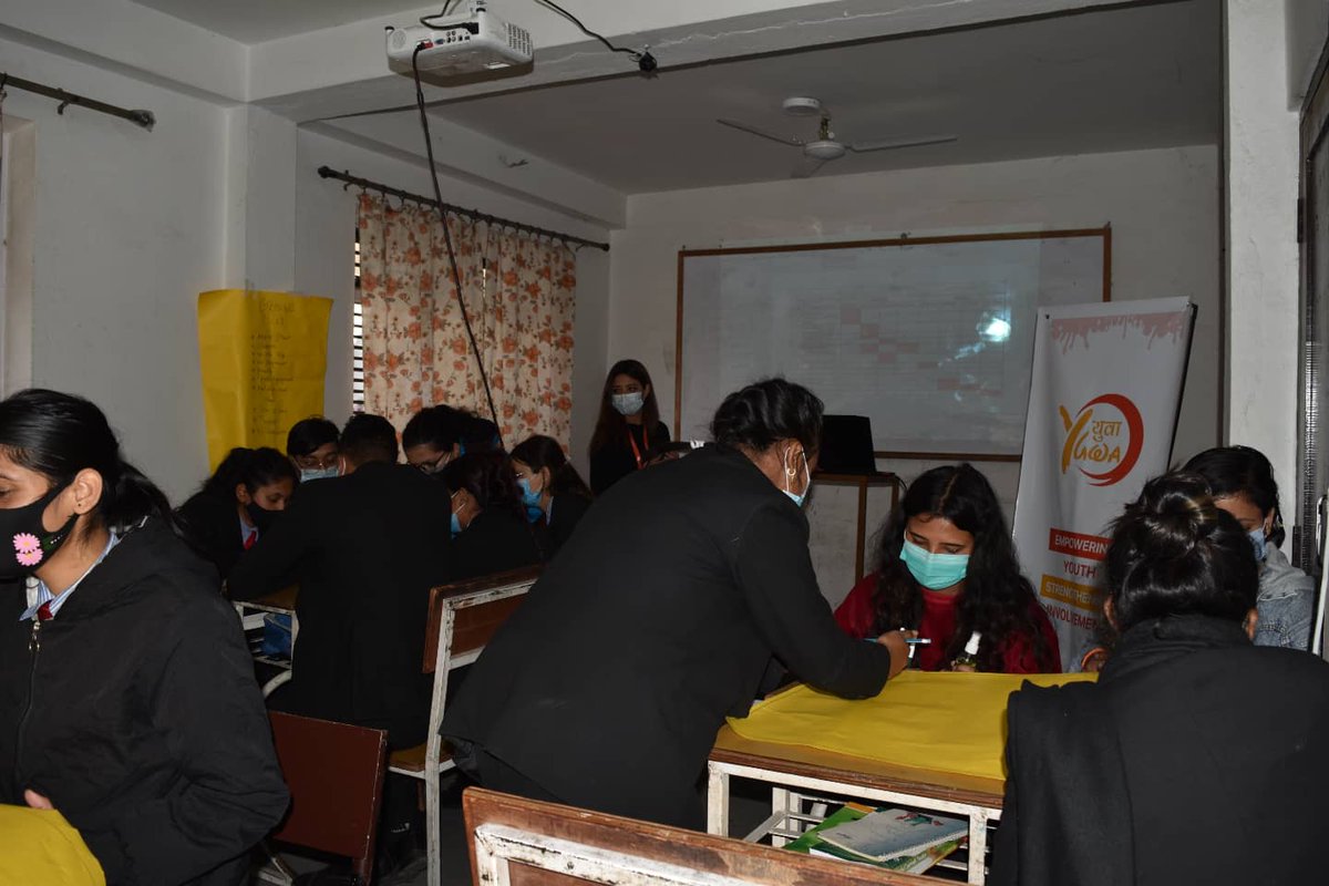 YUWAtweets's tweet photo. We conducted Prarambha, a 2-day workshop targeted towards #youth at Everest Innovative College, KTM. There were 14 participants.
It had sessions on #IdeaGeneration, #ProblemMapping, #ScenarioAnalysis, Approaches to Solutions, Plan of Action , reporting, Resource Mapping, etc. https://t.co/YdYTmjJQgT