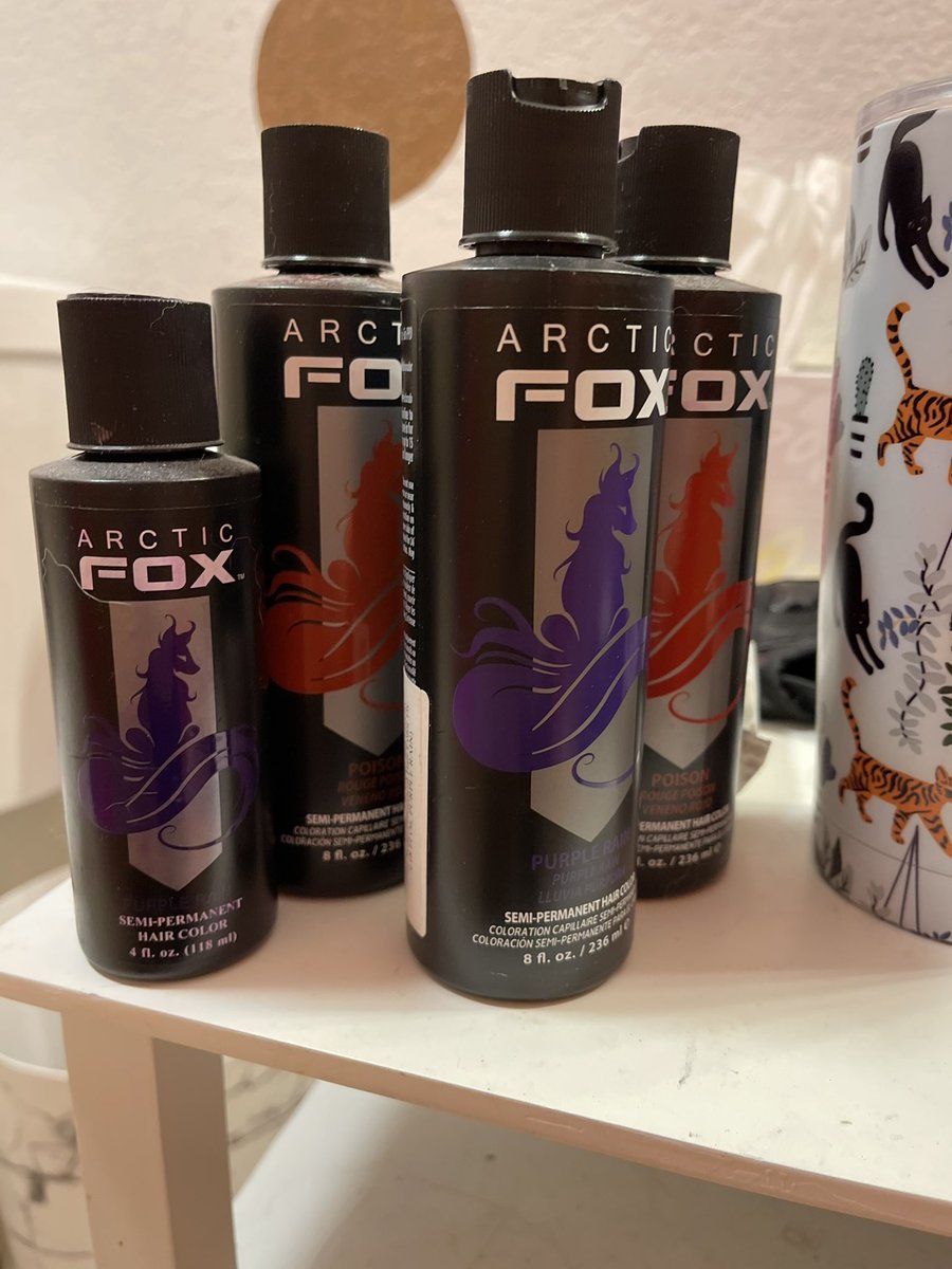 itzmykiekat's tweet photo. When youβve had enough of trying to please others and have a whole lot of color and bleach! πβ€οΈ
(Hair pic is inspiration not final product)
#dyehard #learningtoloveme #purpletored #arcticfox https://t.co/ABx4hMdSYD
