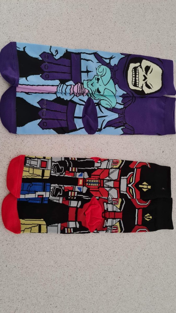 mas_terrible's tweet photo. El Más Terriblé only wears the classiest of socks #Letsgetloco https://t.co/xi9UcGvsSX