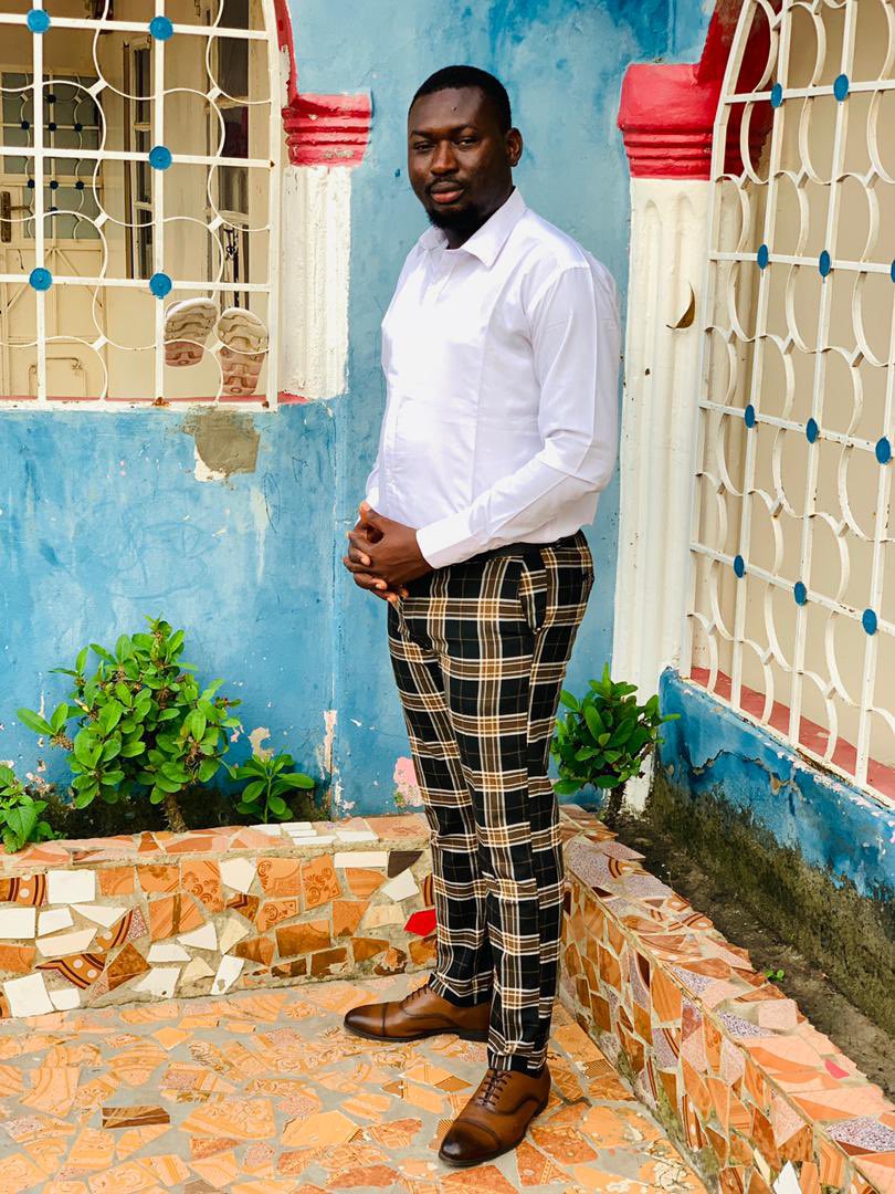 Husseincloset's tweet photo. Today we would like to wish a special happy birthday to someone who’s very special to this brand.  

He chose H-Closet to change his entire wardrobe for 2021. We would do it over again for you, you’ve supported this brand since we started. 

Happy birthday @Omar_malleh https://t.co/Urrh8R86F0
