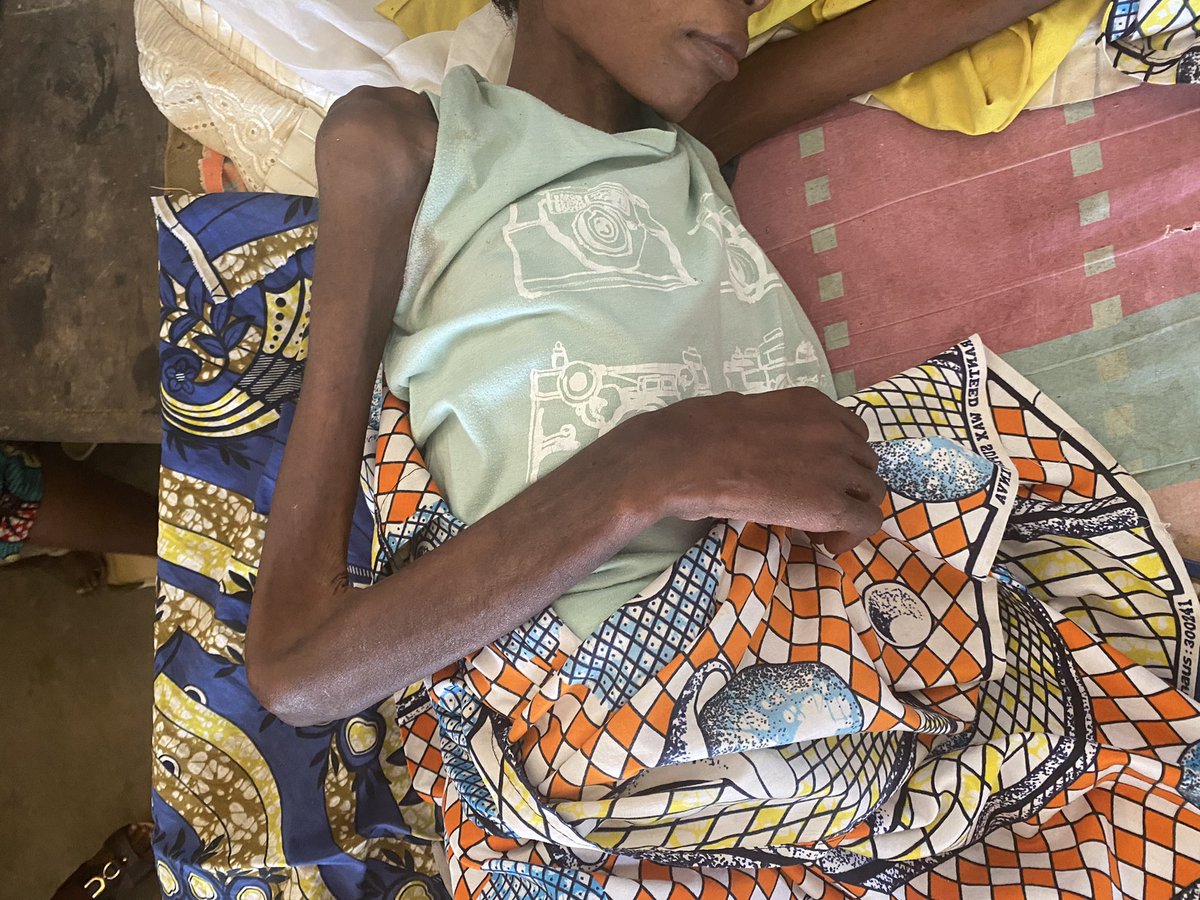 Jag är nästan lite mållös. En helt otrolig insats har gjorts av mina läsare på FB. Läsare har sett till så att ”Vera” transporteras med flyg till Panzisjukhuset i dag. På flygplatsen i Bukavu kommer Panzi möta med ambulans. I eftermiddag får hon vård. Styrkan i mänskligheten!