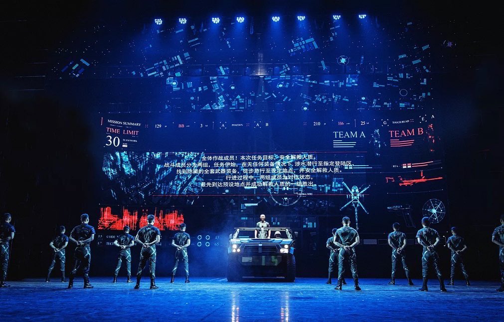fineartlight's tweet photo. Acrobatics + drama+ military theme + FINE ART light 
Lighting designer chose FINE ART to meet the requirements of CRI and CTO. FINE1400LH BSWF with CRI>95 played a significant role in color rendition.

Fixture list:
FINE 1400LH #BSWF
FINE 4019 #PIXIE
FINE 550 #BSW
FINE 1512C AL https://t.co/94i5jGN0ct
