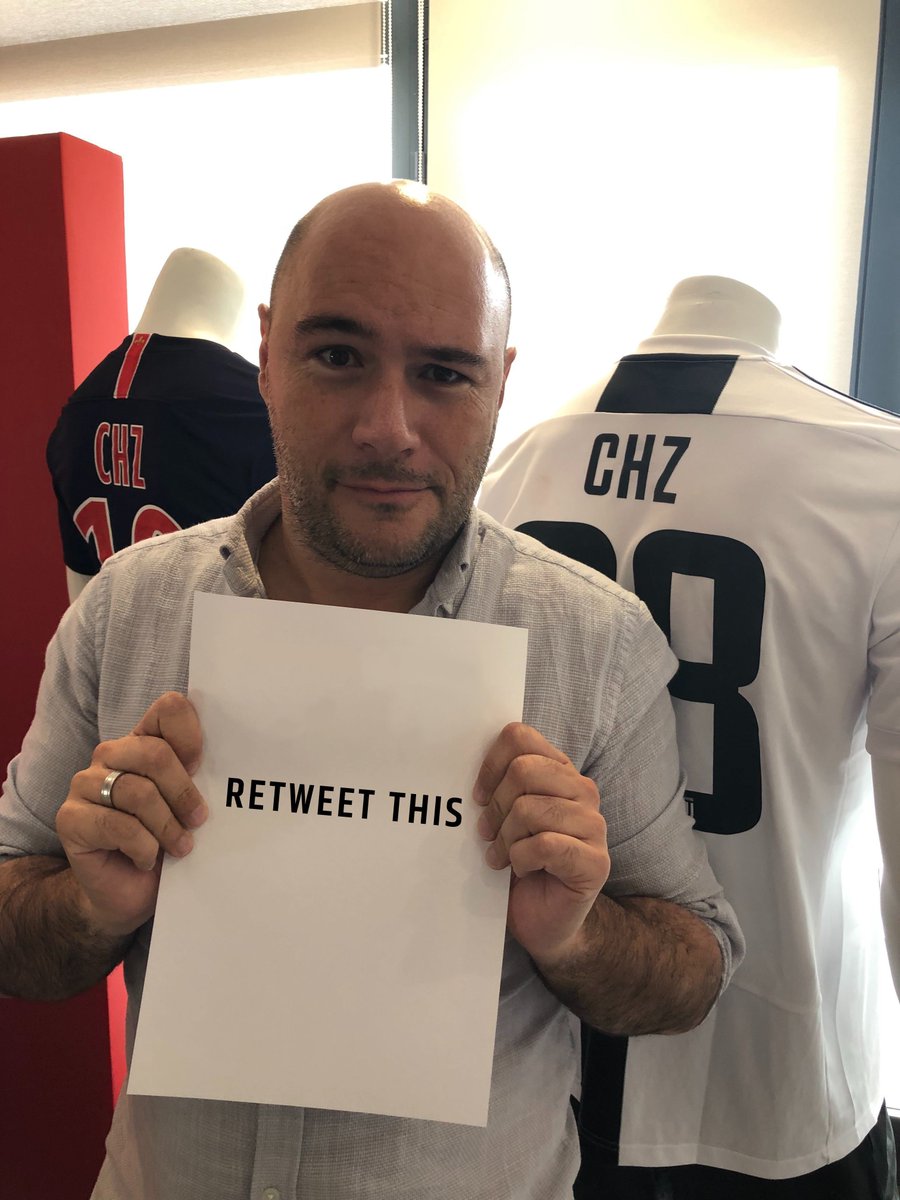 ChilizNederland's tweet photo. 𝐑𝐞𝐭𝐰𝐞𝐞𝐭 𝐓𝐡𝐢𝐬. 🔄 𝑆𝑝𝑟𝑒𝑎𝑑 𝑡ℎ𝑒 𝑤𝑜𝑟𝑑.

$CHZ will go to 𝗠𝗔𝗥𝗦 in 2022. 🚀

𝐈𝐧 𝟐𝟎𝟐𝟐, we will have:
- Chiliz 2.0
- Socios US App
- 250+ partners
- Mergers and Acquisitions
- Expanding to music, films and brands
- The #1 sports &amp; entertainment blockchain https://t.co/Prn7MH2SPd