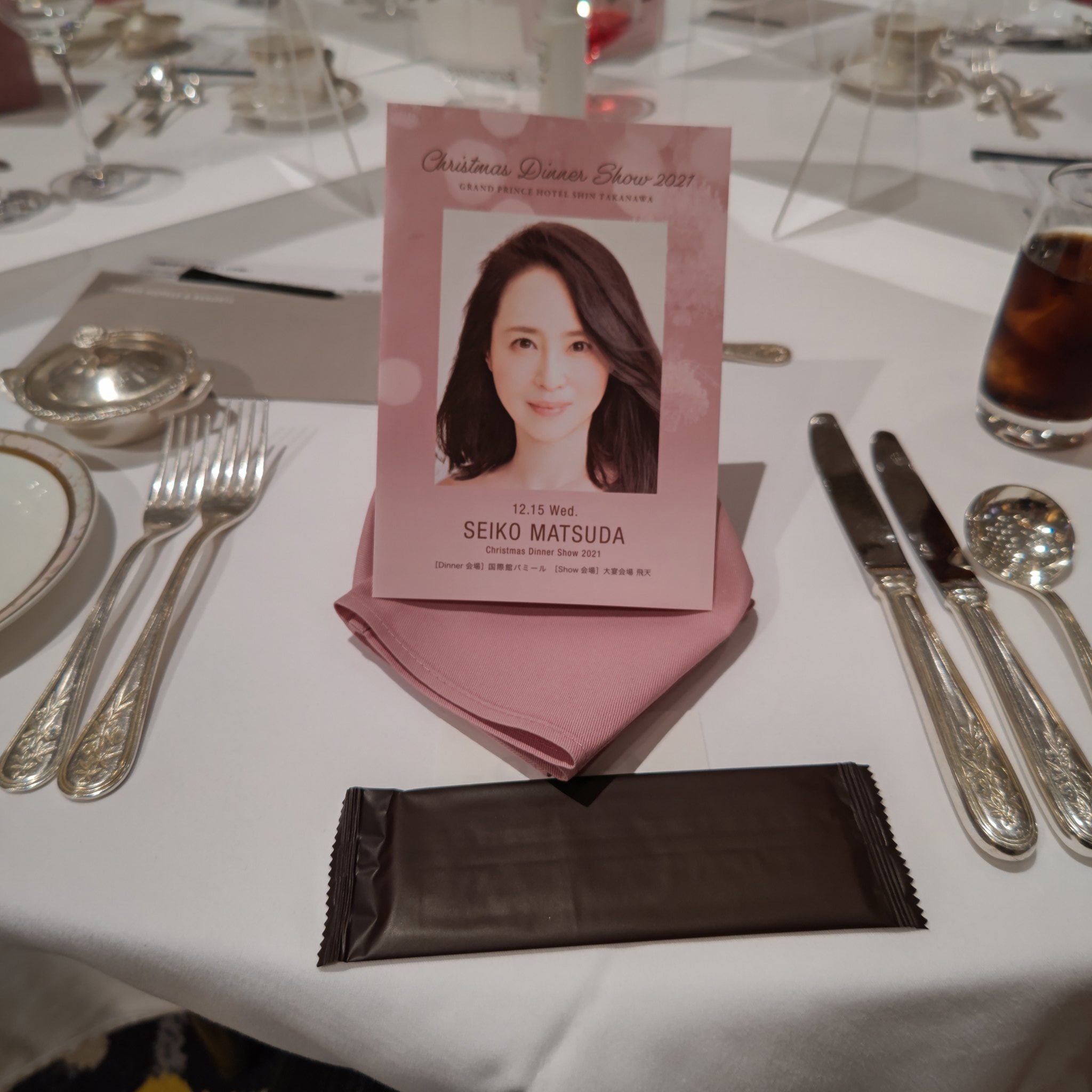 𝓛𝓸𝓿𝓮 𝓔𝓶𝓸𝓽𝓲𝓸𝓷 とりあえずディナー会場に入りました 宿泊プランの受付はパミールになるため まだ飛天の間の方へは踏み行っていないです 松田聖子 クリスマスディナーショー21 グランドプリンスホテル新高輪飛天の間 T Co