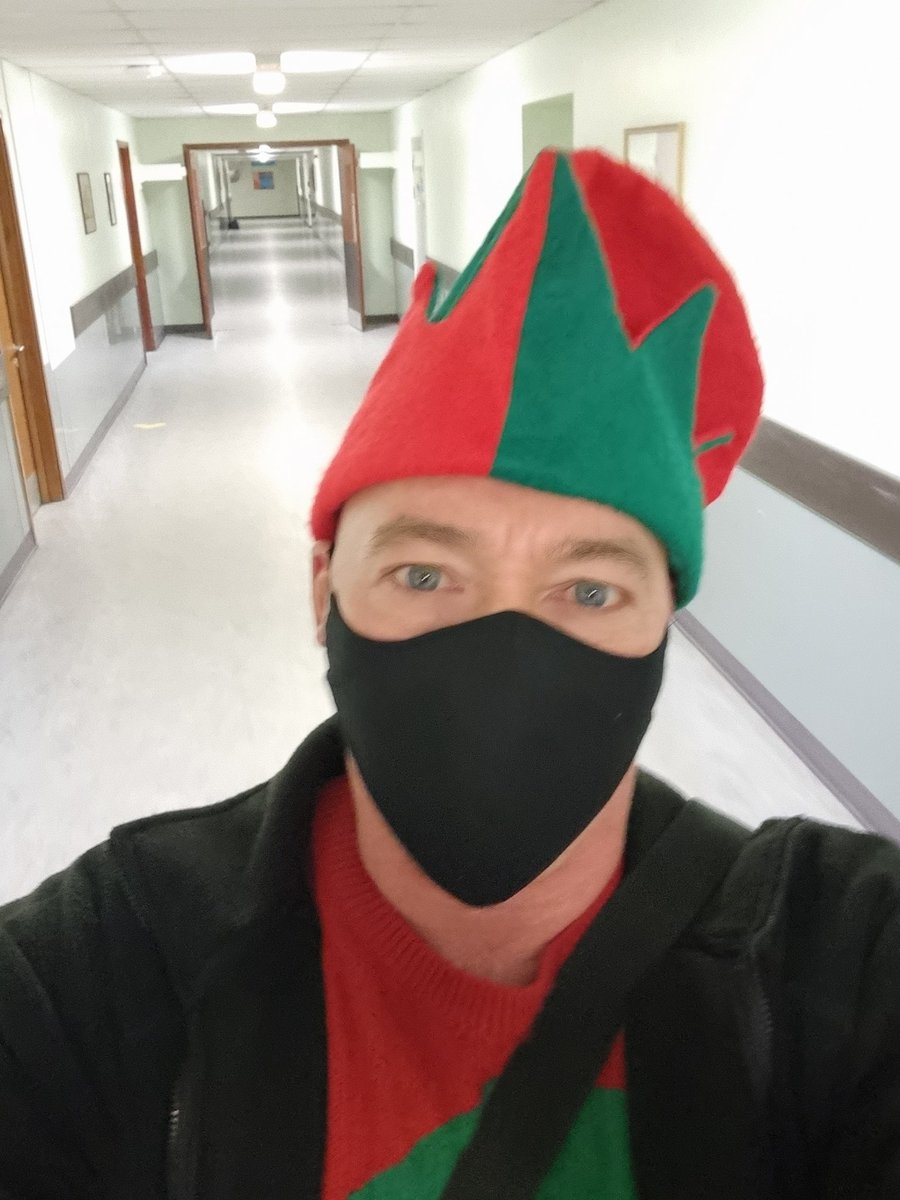 TracyLeeCook1's tweet photo. Good morning,  I'm off to bed after night shift 😴  #nightshift #elftime https://t.co/oW1NkzaM5D