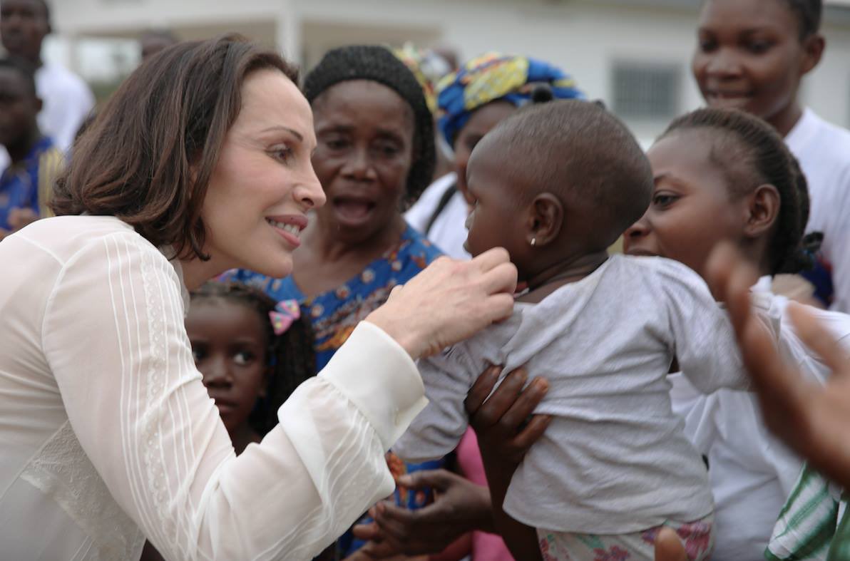 Sylviabongo's tweet photo. #Flashback2016
Certains moments ont un goût d'éternité.
Se replonger dans ces photos le prouve.
A jamais gravés. ♥️
#Gabon https://t.co/DXrzjUcR9w