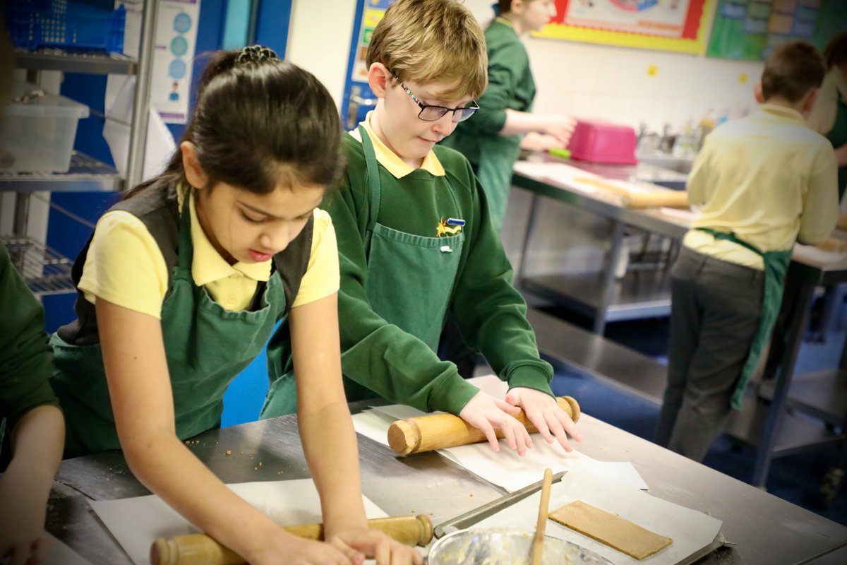 Smithills School (@smithillsschool) on Twitter photo Church Road | Gingerbread House | 14/12/21 ๐
๐จโ๐ณ๐ฉโ๐ณ We welcomed <a href="/Church_Road_Sch/">Church Road Primary School</a> back into Smithills School this morning to participate in a Food Tech lesson making Gingerbread.
๐ We enjoyed cooking with you all & can't wait to see you back at Smithills in the future.
#fun Church Road | Gingerbread House | 14/12/21 ๐
๐จโ๐ณ๐ฉโ๐ณ We welcomed <a href="/Church_Road_Sch/">Church Road Primary School</a> back into Smithills School this morning to participate in a Food Tech lesson making Gingerbread.
๐ We enjoyed cooking with you all & can't wait to see you back at Smithills in the future.
#fun