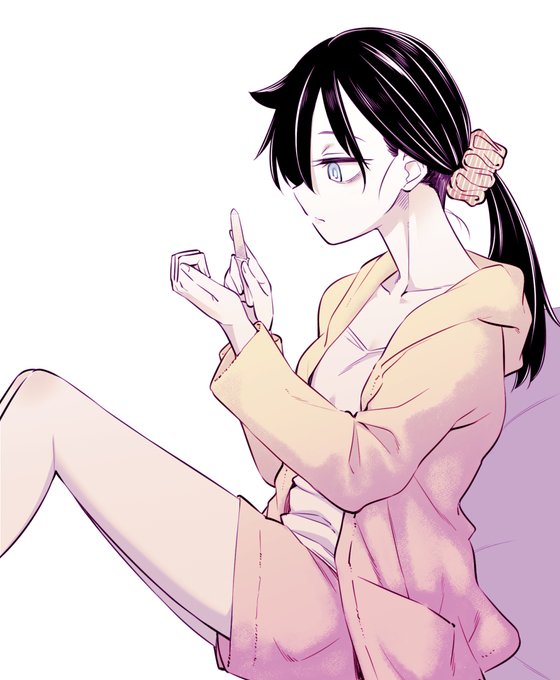 JDもこっち
爪の手入れを欠かさない女 