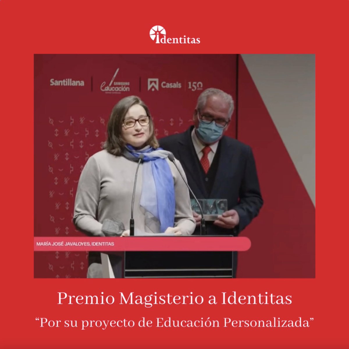 Identitas tweet media