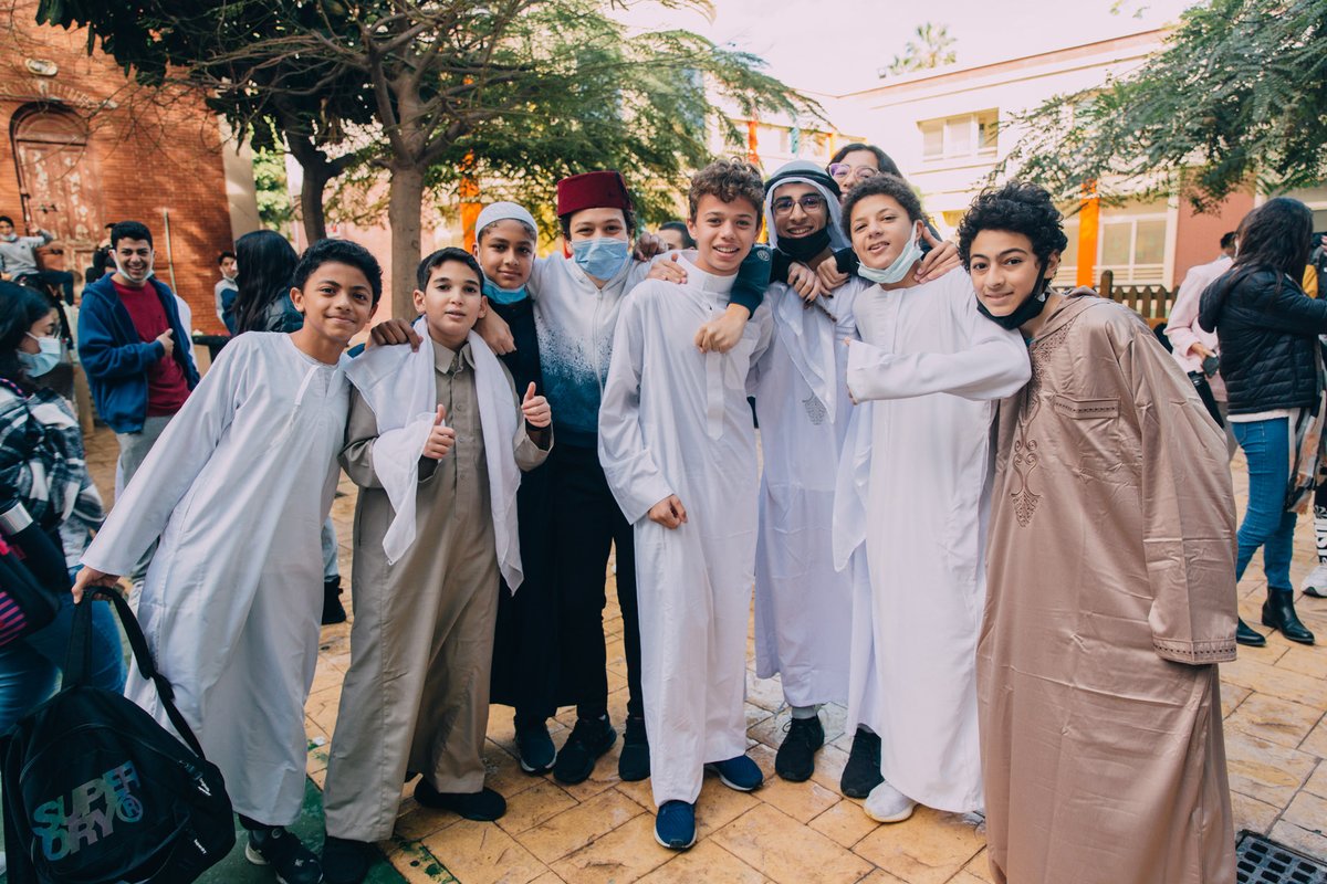 LfaProviseur's tweet photo. Aujourd'hui, le Lycée Français d'Alexandrie fête la langue arabe et la culture égyptienne.
Élèves et professeurs se sont pleinement investis dans l'événement. https://t.co/9Kr9izZMW5